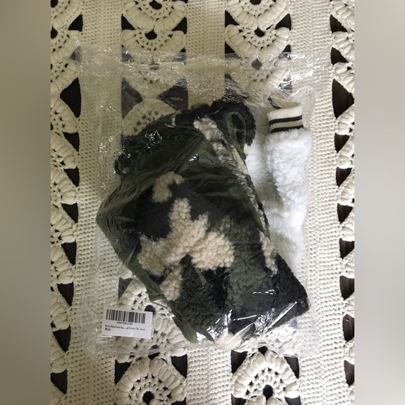 NWT Dog Army Fatigue Letterman Style Fleece Feel Winter Coat Hooded 2nd Matcher - Picture 8 of 11